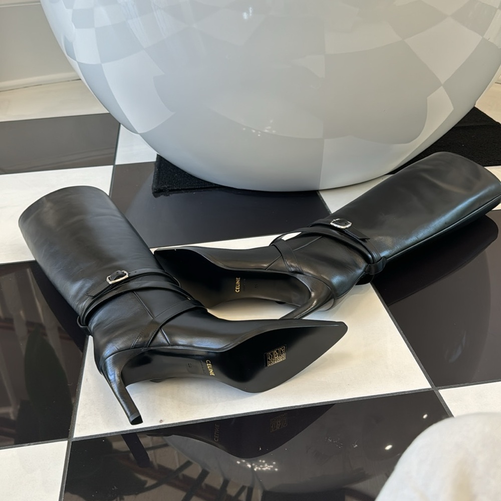 CELINE Black Boots - Celine has selected the most qualitative Skins. NEW IN BOX. - Picture 4 of 7